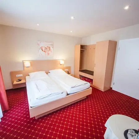 Waldeck Mit Restaurant 