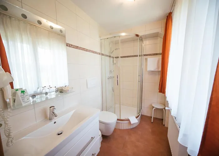 Hotel Waldeck Mit Restaurant 