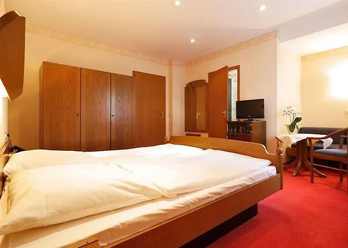 Waldeck Mit Restaurant 